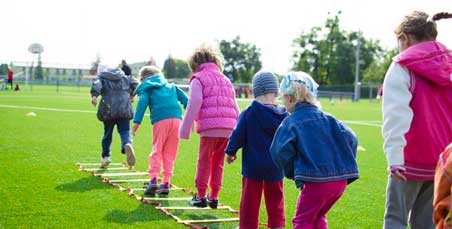 Caring Staffs of Nurseries In Aylesbury Create a Strong Base For Children: